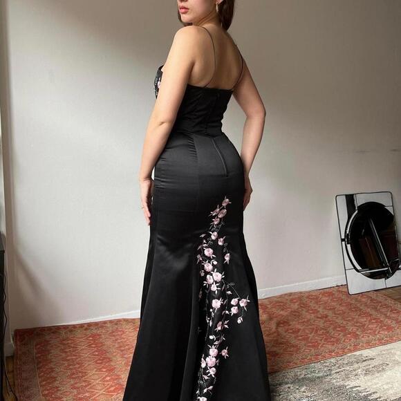90s black prom dress 90s Black Beaded Sheer Low Back Maxi Dress main image 0